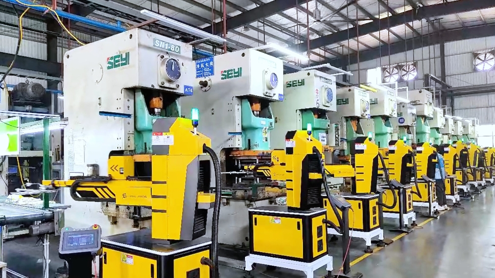 B-sports必一助力冲压自动化升级：3C与家电行业的成功实践