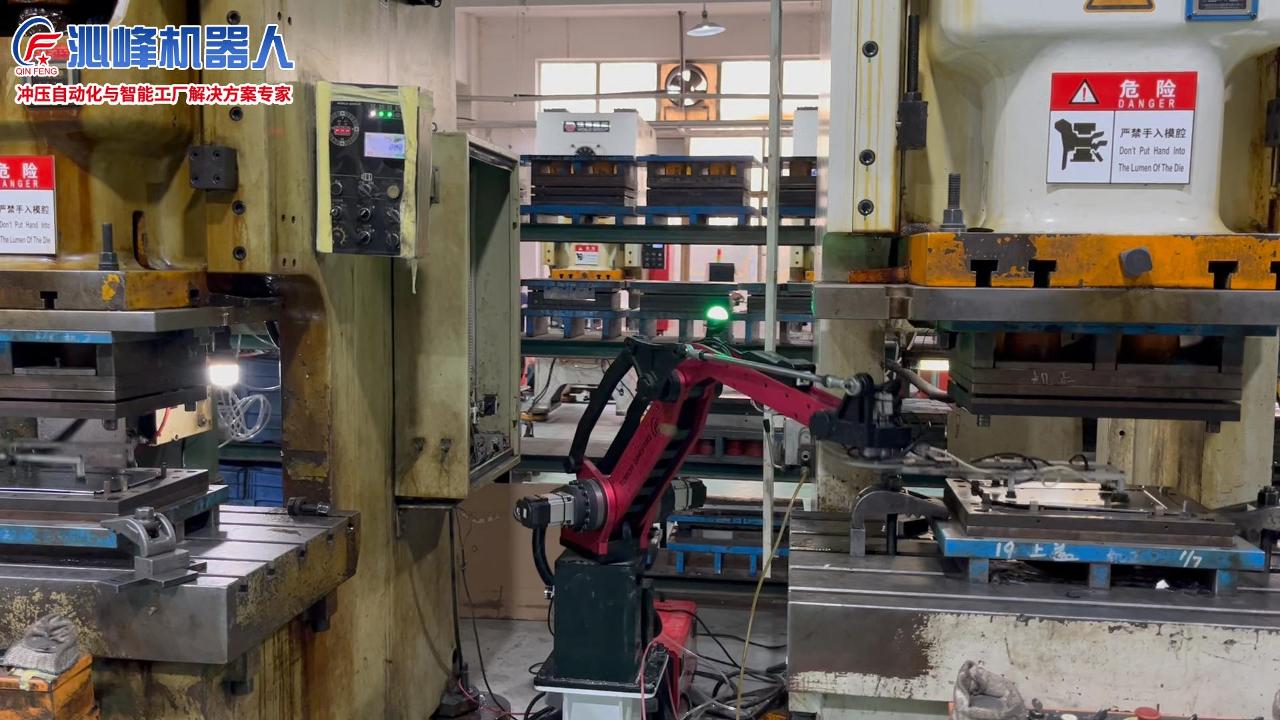 电脑机箱(1.2m关节+双工位)