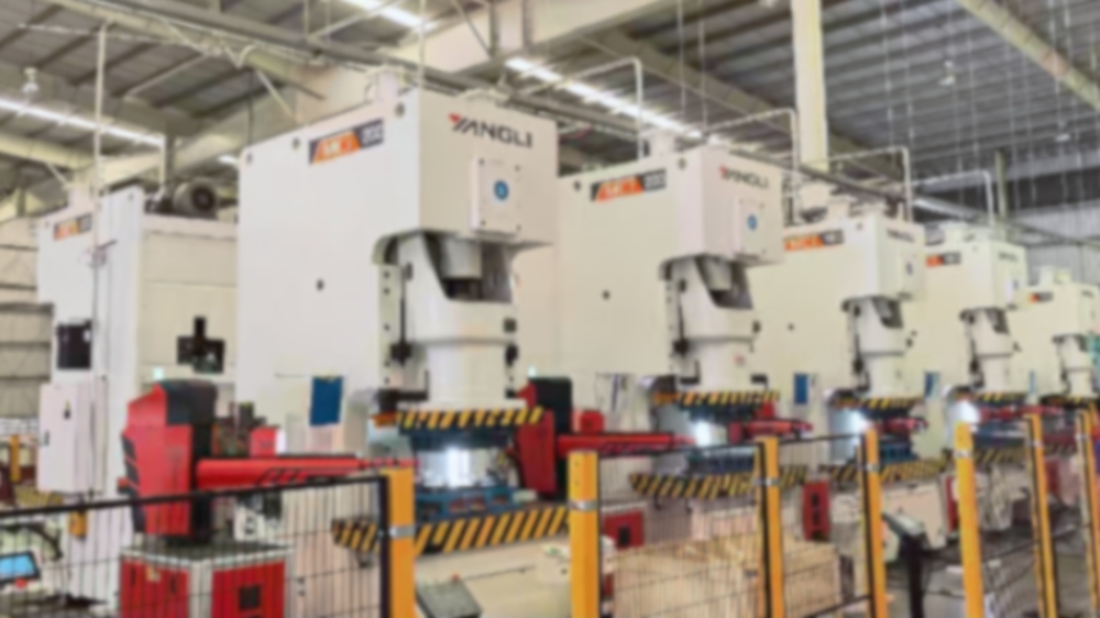 B-sports必一助力改造汽车零配件冲压生产线，实现24小时无人化全速生产模式