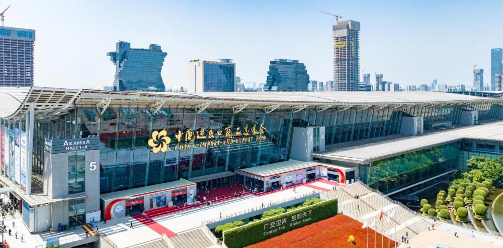 B-sports官方网站亮相第137届广交会，与全球采购商共探智造未来